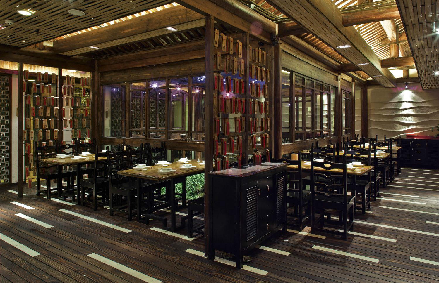 成都茶餐廳如何裝修設(shè)計
